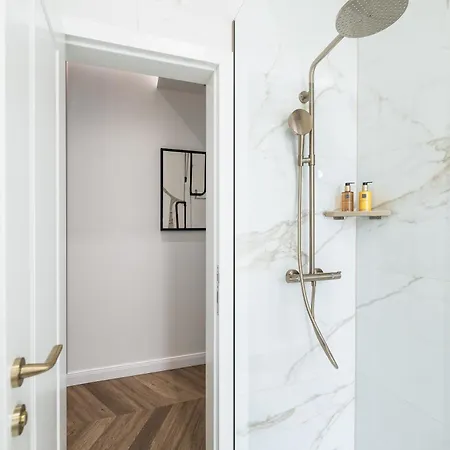 De Pusterla Luxury זאדאר