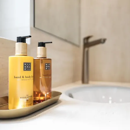 De Pusterla Luxury Guest house 4*