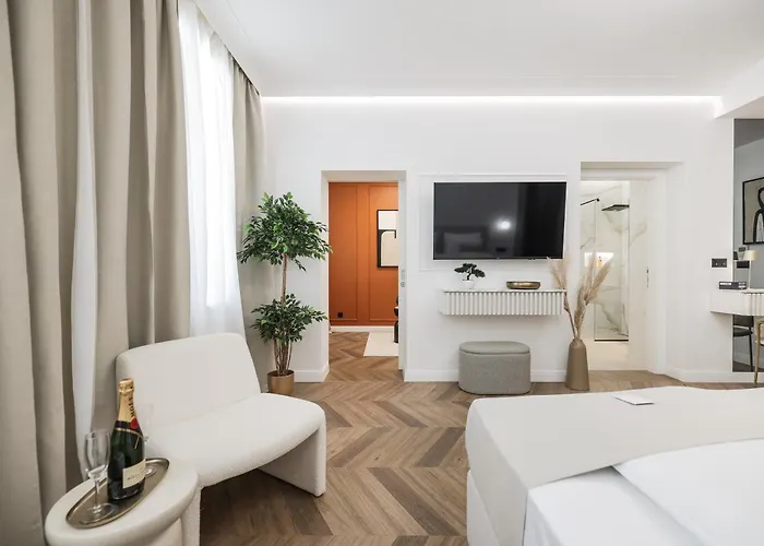 Konukevi De Pusterla Luxury 4*